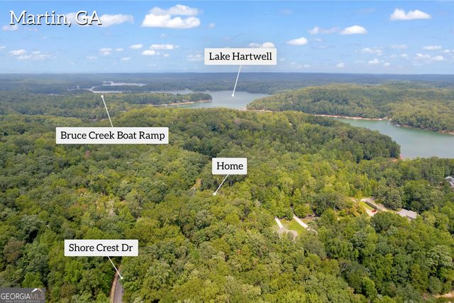 280 Shore Crest Drive, Martin, GA 30557