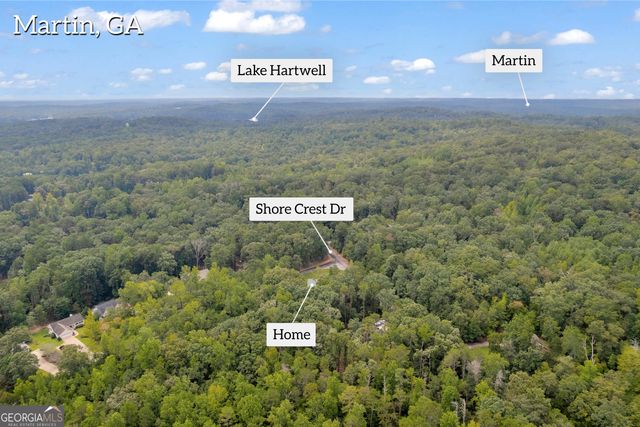 280 Shore Crest Drive, Martin, GA 30557