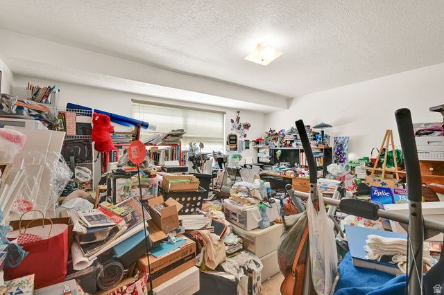 1890 W 2400 S, Syracuse, UT 84075