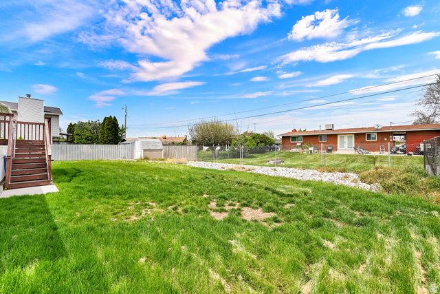 1890 W 2400 S, Syracuse, UT 84075