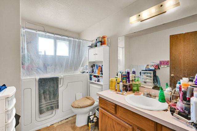 1890 W 2400 S, Syracuse, UT 84075