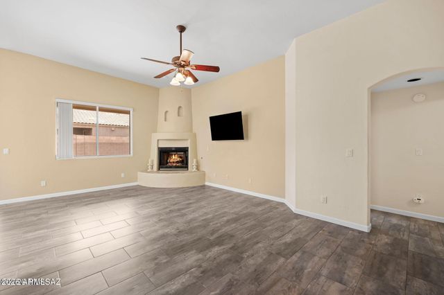 11990 N Labyrinth Drive, Oro Valley, AZ 85737