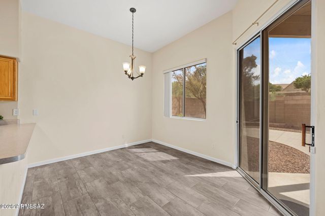 11990 N Labyrinth Drive, Oro Valley, AZ 85737