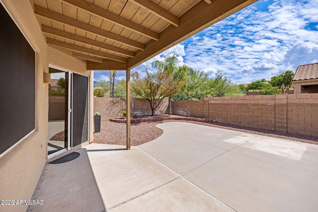 11990 N Labyrinth Drive, Oro Valley, AZ 85737