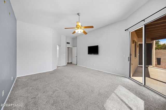 11990 N Labyrinth Drive, Oro Valley, AZ 85737