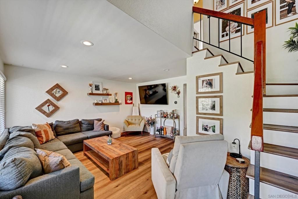 10832 Macouba Pl, San Diego, CA 92124 — photo 2