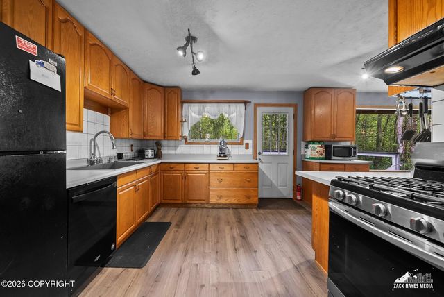 19517 Inlet View Drive, Chugiak, AK 99567