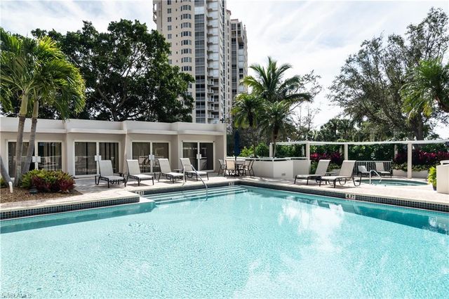 6825 Grenadier BLVD # 1002, Naples, FL 34108