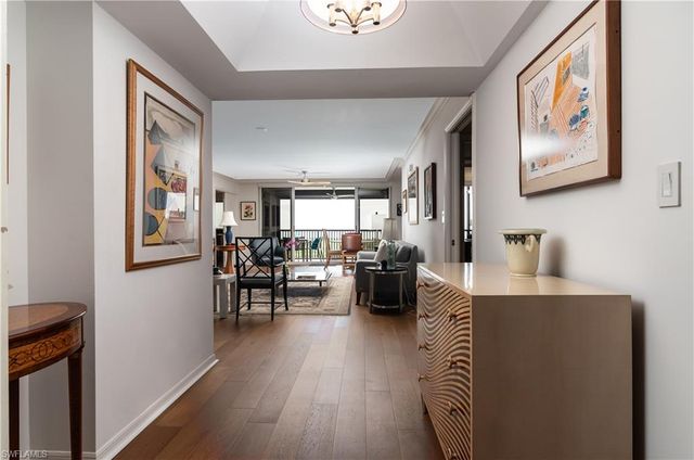 6825 Grenadier BLVD # 1002, Naples, FL 34108