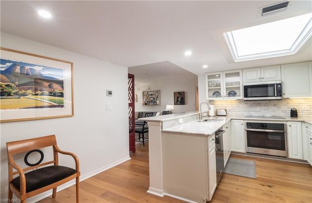 6825 Grenadier BLVD # 1002, Naples, FL 34108