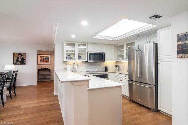 6825 Grenadier BLVD # 1002, Naples, FL 34108