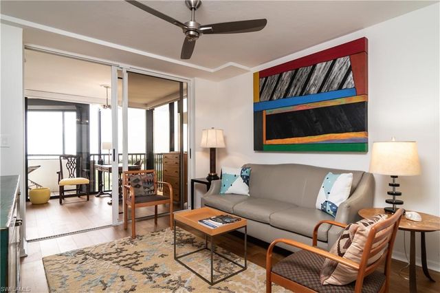 6825 Grenadier BLVD # 1002, Naples, FL 34108