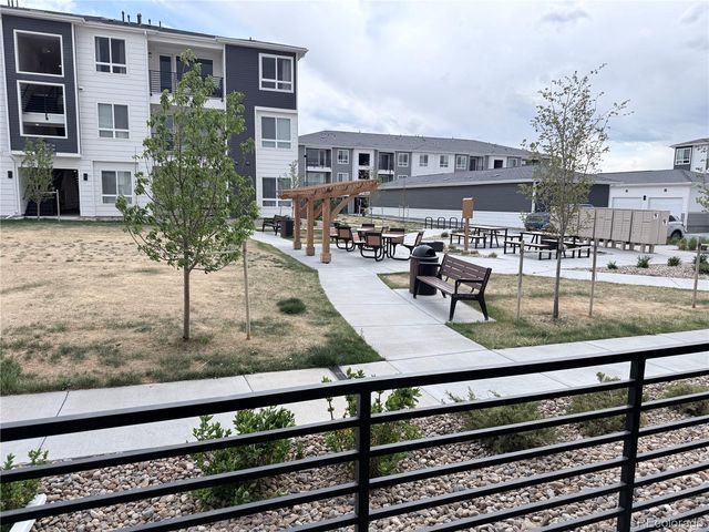 6153 N Ceylon Street 9-102, Denver, CO 80249