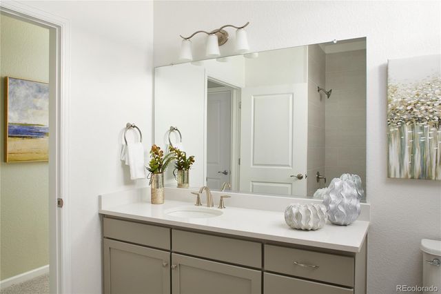 6153 N Ceylon Street 9-102, Denver, CO 80249