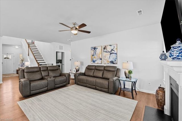 7377 Deerhurst Lane, Kernersville, NC 27284