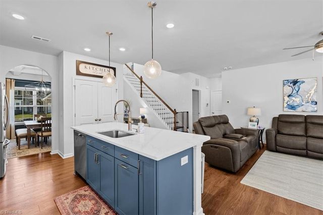 7377 Deerhurst Lane, Kernersville, NC 27284