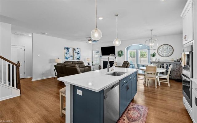 7377 Deerhurst Lane, Kernersville, NC 27284