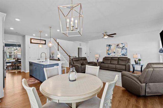 7377 Deerhurst Lane, Kernersville, NC 27284