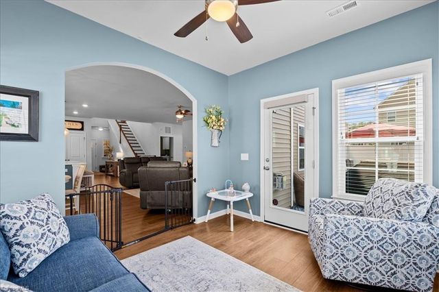 7377 Deerhurst Lane, Kernersville, NC 27284