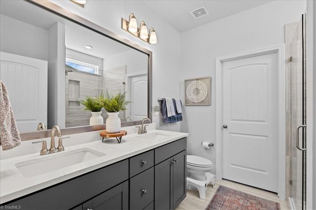 7377 Deerhurst Lane, Kernersville, NC 27284