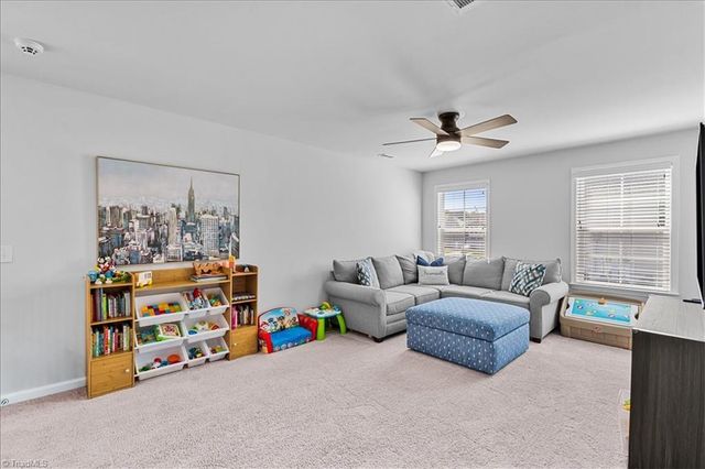 7377 Deerhurst Lane, Kernersville, NC 27284