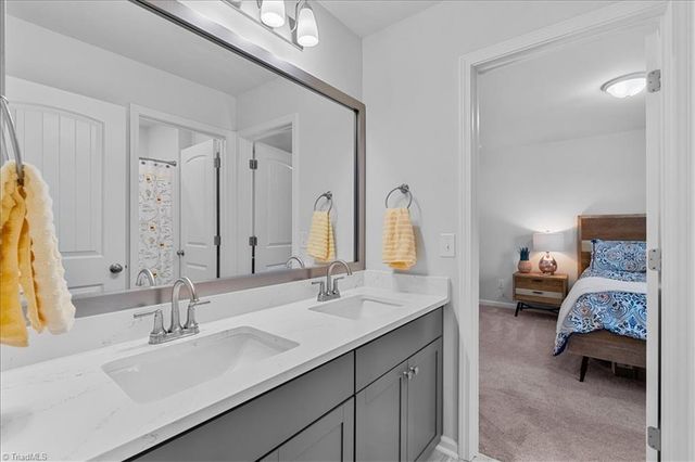 7377 Deerhurst Lane, Kernersville, NC 27284