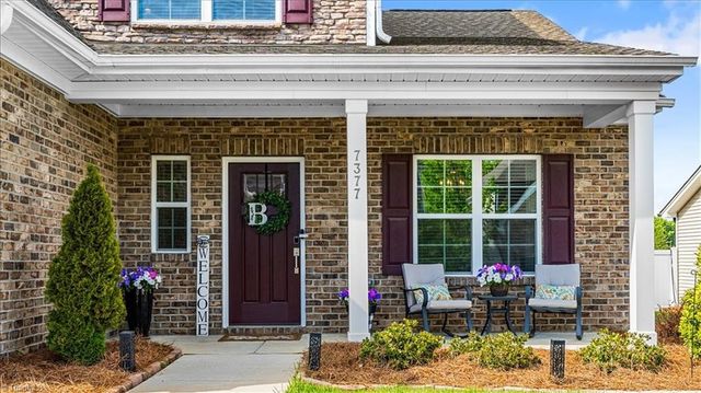 7377 Deerhurst Lane, Kernersville, NC 27284