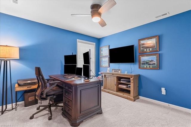 7377 Deerhurst Lane, Kernersville, NC 27284