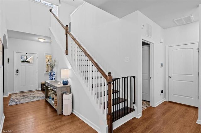 7377 Deerhurst Lane, Kernersville, NC 27284