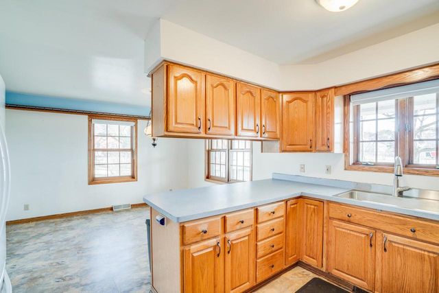 715 12th STREET, Kenosha, WI 53140