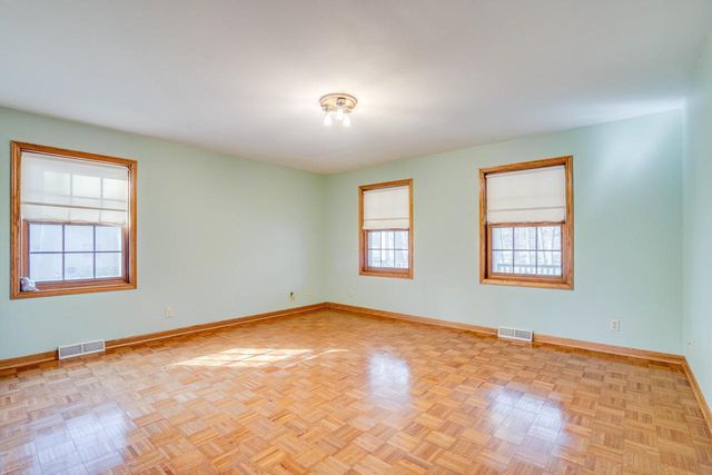 715 12th STREET, Kenosha, WI 53140