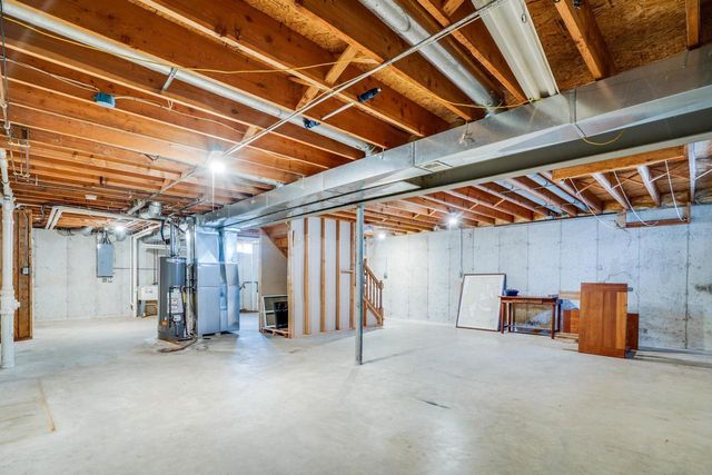 715 12th STREET, Kenosha, WI 53140