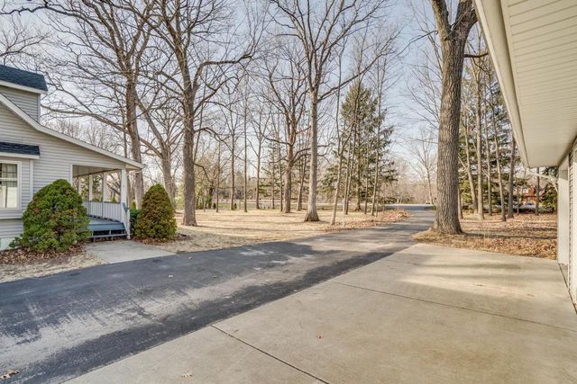 715 12th STREET, Kenosha, WI 53140