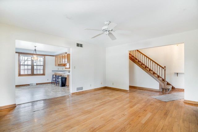 715 12th STREET, Kenosha, WI 53140