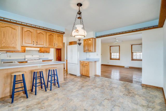 715 12th STREET, Kenosha, WI 53140