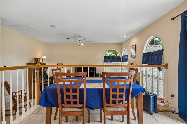 800 Fernwood Court, Highland Village, TX 75077