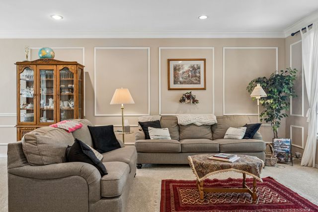 800 Fernwood Court, Highland Village, TX 75077