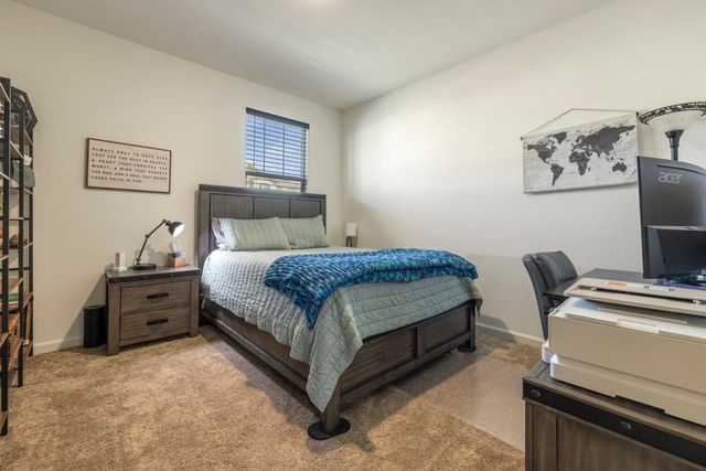 5439 5439 Drawbridge Way, Riverbank, CA 95367