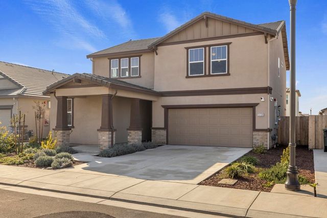 5439 5439 Drawbridge Way, Riverbank, CA 95367