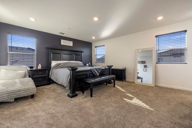 5439 5439 Drawbridge Way, Riverbank, CA 95367