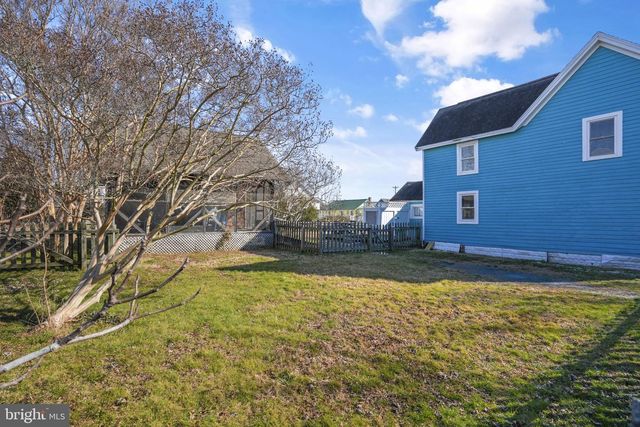 4145 HUR LN, Chincoteague Island, VA 23336