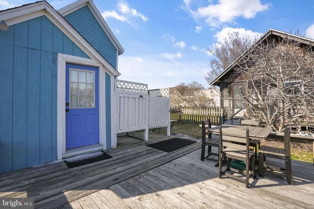 4145 HUR LN, Chincoteague Island, VA 23336