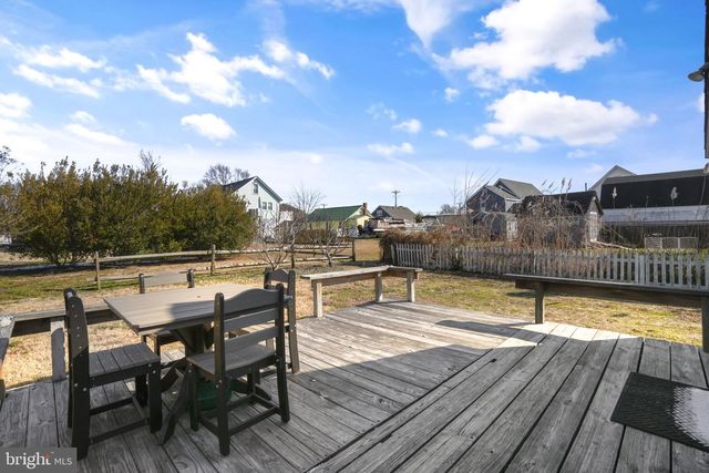 4145 HUR LN, Chincoteague Island, VA 23336