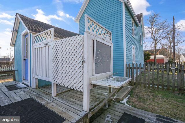 4145 HUR LN, Chincoteague Island, VA 23336