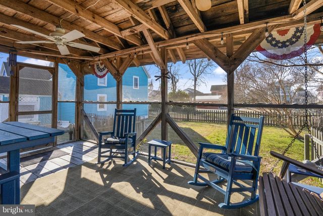 4145 HUR LN, Chincoteague Island, VA 23336