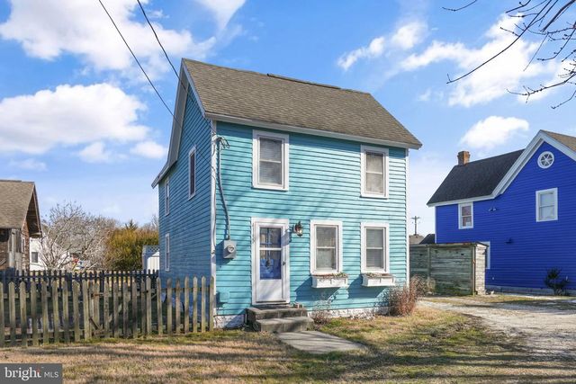 4145 HUR LN, Chincoteague Island, VA 23336