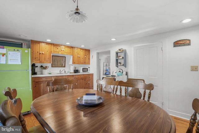 4145 HUR LN, Chincoteague Island, VA 23336