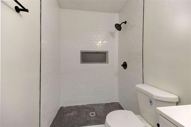 390 Rocky Point Road, Covington, GA 30014