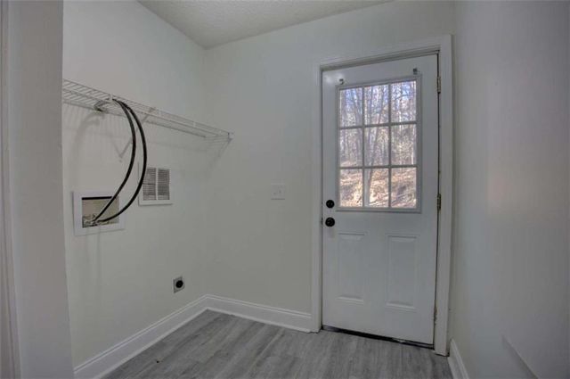 390 Rocky Point Road, Covington, GA 30014