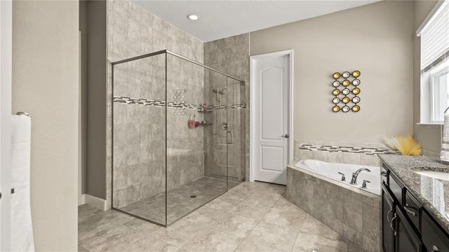 14240 COLONIAL POINTE DRIVE, Winter Garden, FL 34787